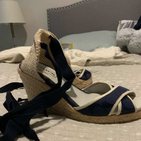 Coach wedges - Picture 3 of 3